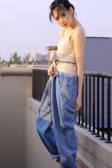 特殊女学生服务